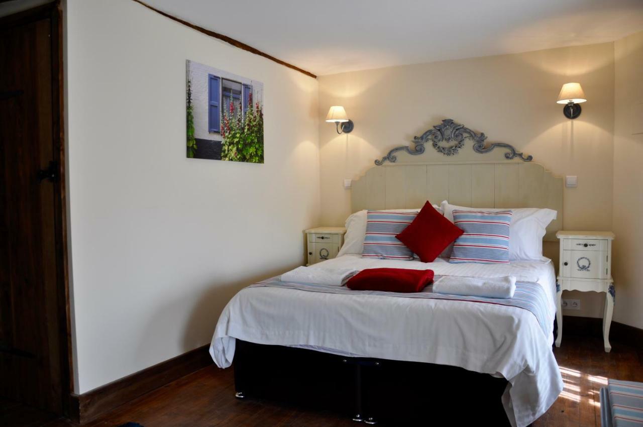 Chez Fins Bois Bed & Breakfast Nere Ngoại thất bức ảnh